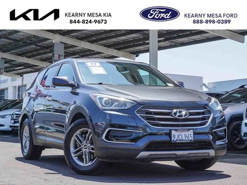 Used 2017 Hyundai Santa Fe Sport FWD image 1