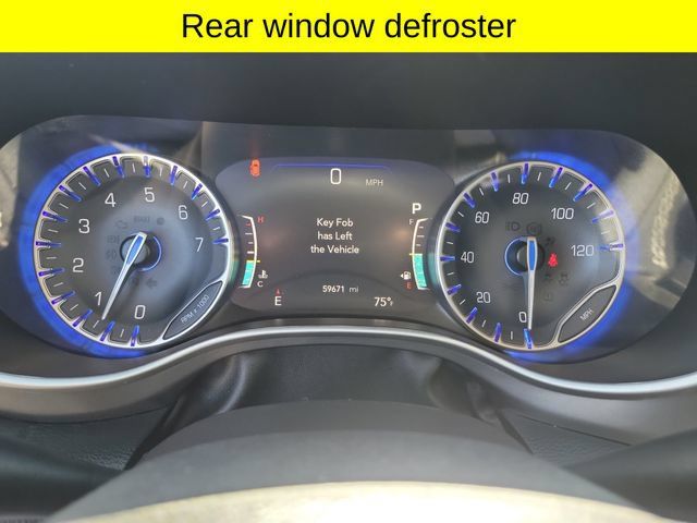 Certified 2024 Chrysler Pacifica Touring-L FWD image 13