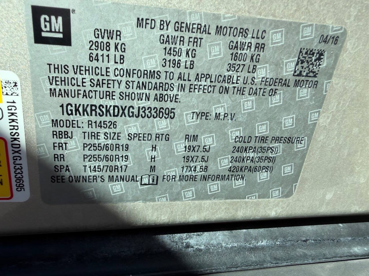 Used 2016 GMC Acadia SLT w/ Open Road Package FWD image 19