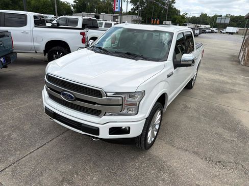 Used 2020 Ford F150 Platinum w/ Equipment Group 701A Luxury image 13