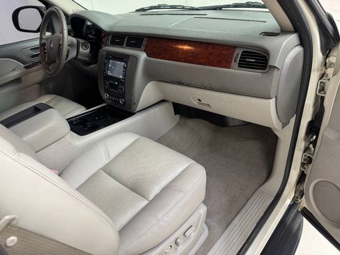 Used 2010 GMC Yukon SLT RWD image 35