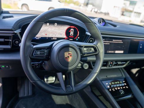 Certified 2025 Porsche Macan 4 Electric AWD/4WD image 14