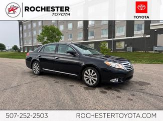 Used 2012 Toyota Avalon Limited FWD video 1