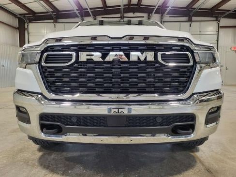 Used 2025 RAM 1500 Big Horn AWD/4WD image 8