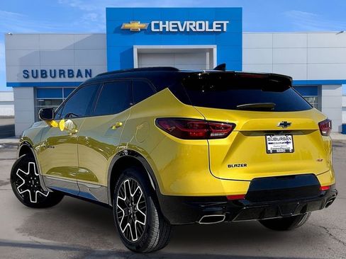 Used 2023 Chevrolet Blazer RS FWD image 11