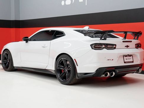 Used 2023 Chevrolet Camaro ZL1 RWD image 32