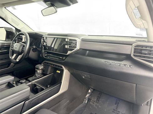 Used 2024 Toyota Tundra SR5 w/ SR5 Convenience Package RWD image 40