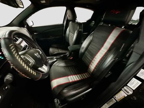 Used 2012 Dodge Avenger R/T image 21