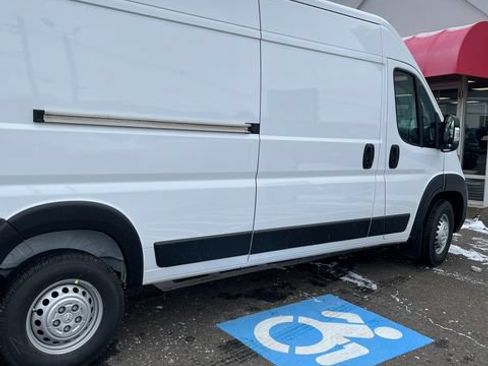 New 2026 RAM ProMaster 3500 w/ Convenience Group FWD image 17