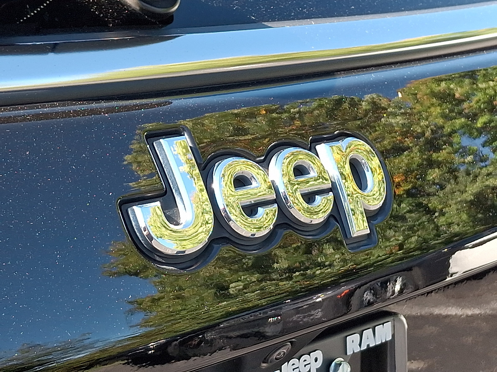 Certified 2022 Jeep Compass Limited AWD/4WD image 29