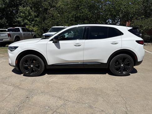 Used 2021 Buick Envision Essence w/ Sport Touring Package FWD image 3