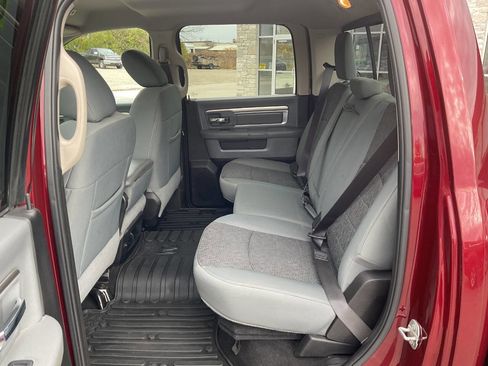 Used 2018 RAM 3500 SLT image 34