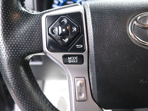 Used 2016 Toyota 4Runner SR5 AWD/4WD image 26