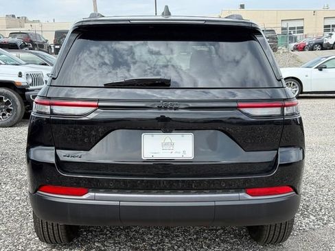 New 2026 Jeep Grand Cherokee Altitude AWD/4WD image 5