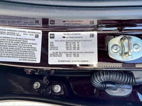 Certified 2025 Cadillac Escalade IQ Sport 2 image 19