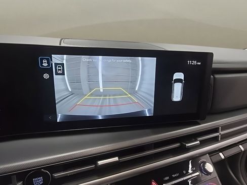 Used 2025 Hyundai Santa Fe SEL AWD/4WD image 26