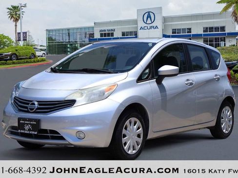 Used 2016 Nissan Versa Note SV FWD image 1