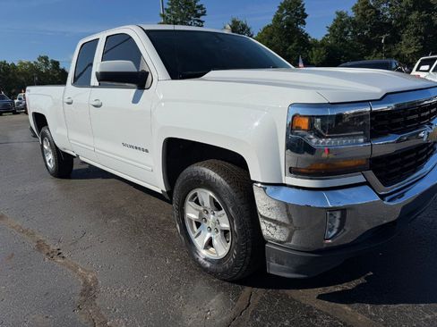 Used 2017 Chevrolet Silverado 1500 LT w/ All Star Edition AWD/4WD image 12