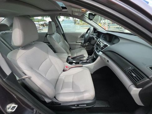 Used 2015 Honda Accord EX-L image 12