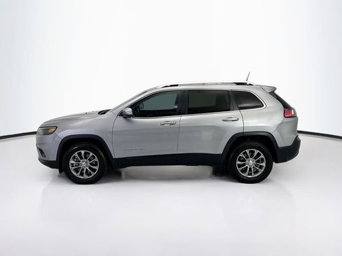 Used 2019 Jeep Cherokee Latitude Plus w/ Comfort/Convenience Group AWD/4WD image 8