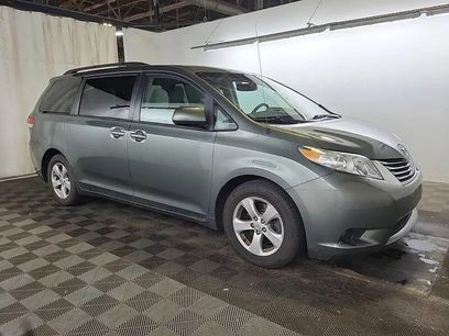 Used 2014 Toyota Sienna LE