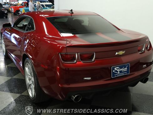 Used 2010 Chevrolet Camaro SS w/ RS Package image 7