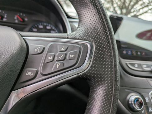 Used 2023 Chevrolet Malibu LT image 24