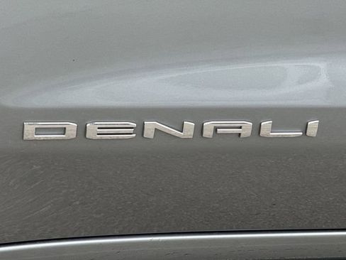 Used 2025 GMC Sierra 1500 Denali Ultimate AWD/4WD image 33