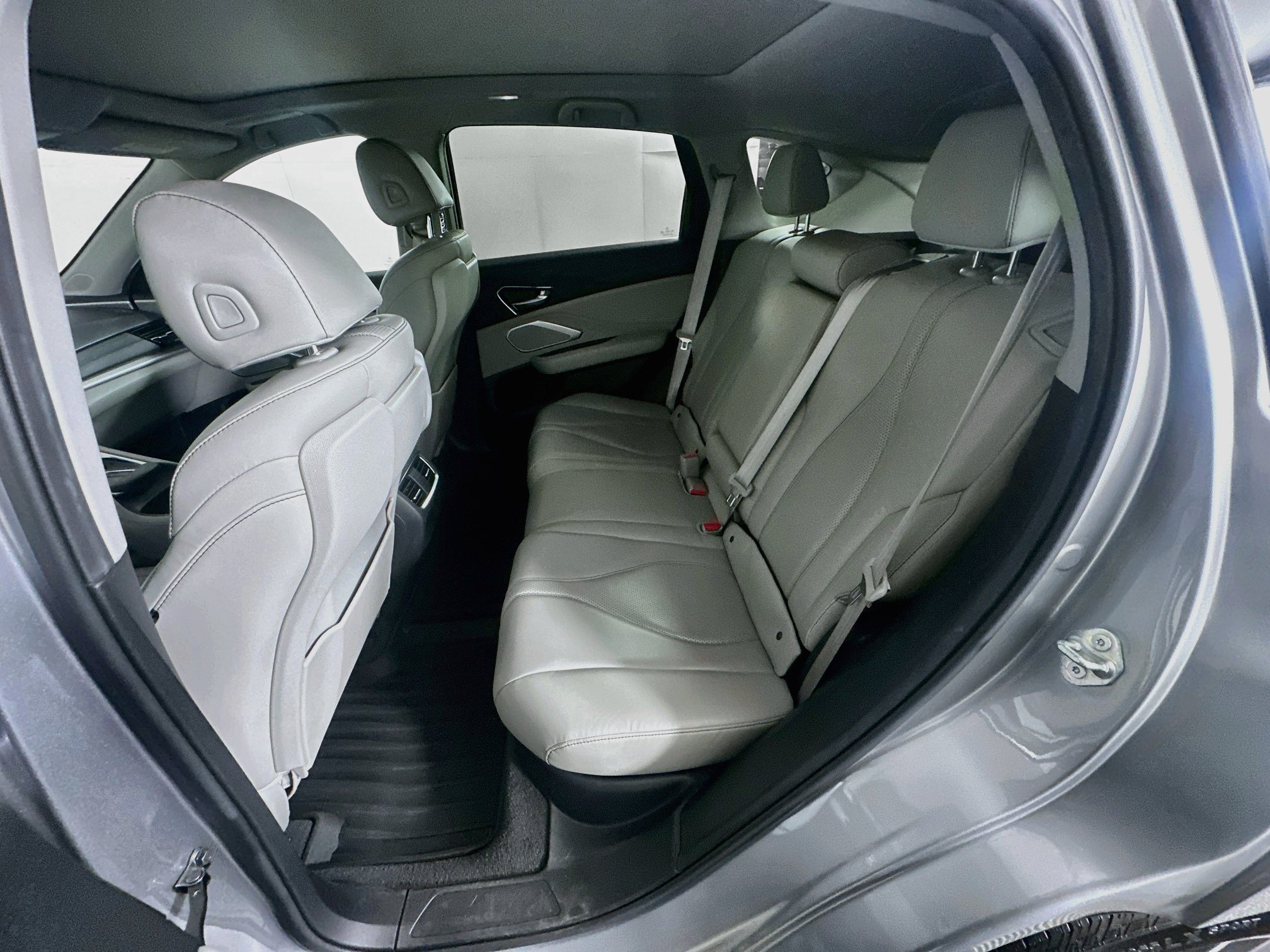Used 2023 Acura RDX w/ Technology Package FWD image 28