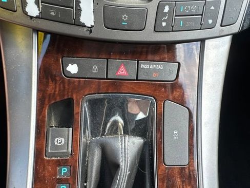 Used 2010 Buick LaCrosse CXL FWD image 19