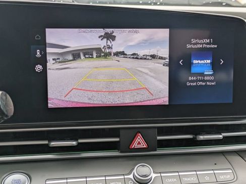 Used 2024 Hyundai Elantra SEL FWD image 27