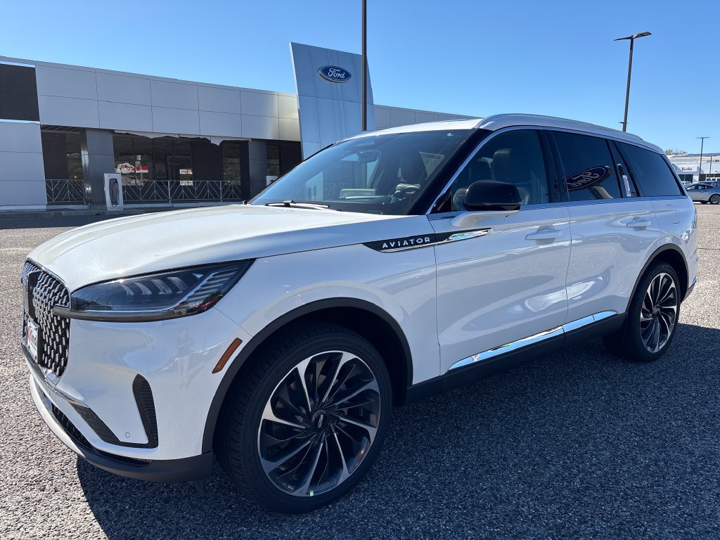 New 2027 Lincoln Aviator Reserve AWD/4WD image 6