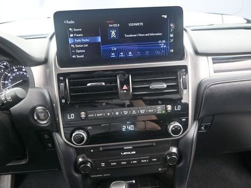 Used 2023 Lexus GX 460 Premium w/ Premium Package AWD/4WD image 8