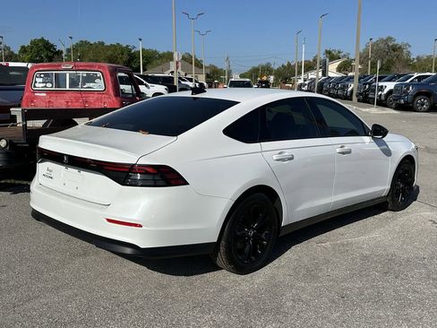 Used 2025 Honda Accord SE image 5