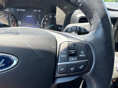 Used 2020 Ford Explorer XLT w/ Equipment Group 202A AWD/4WD image 16