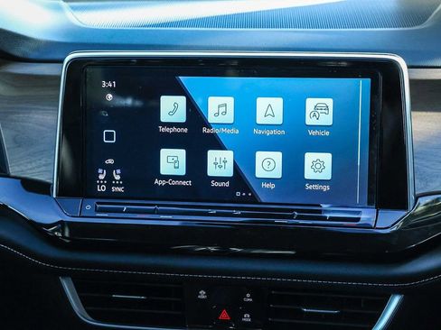 New 2026 Volkswagen Atlas SE image 22