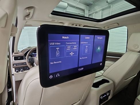 Used 2021 GMC Yukon Denali w/ Denali Premium Package AWD/4WD image 37