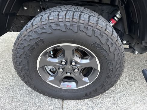 Used 2020 Jeep Gladiator Rubicon AWD/4WD image 19