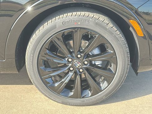 New 2026 Buick Envista Sport Touring image 10