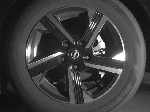 Used 2025 Nissan Sentra SV image 14