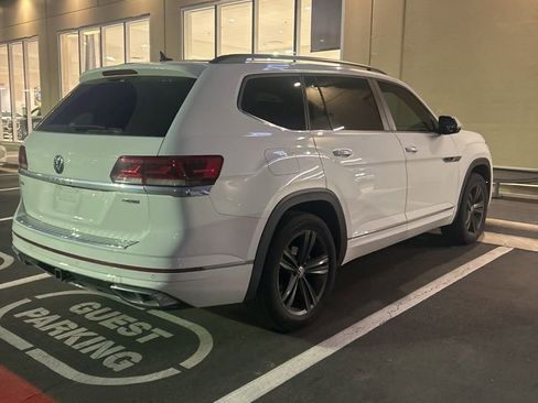 Used 2021 Volkswagen Atlas SE w/ Towing Package image 9