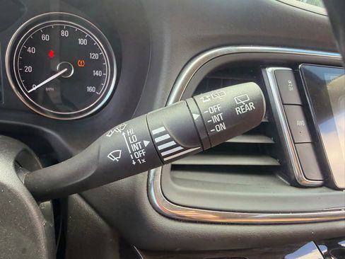 Used 2018 Buick Enclave Essence AWD/4WD image 15