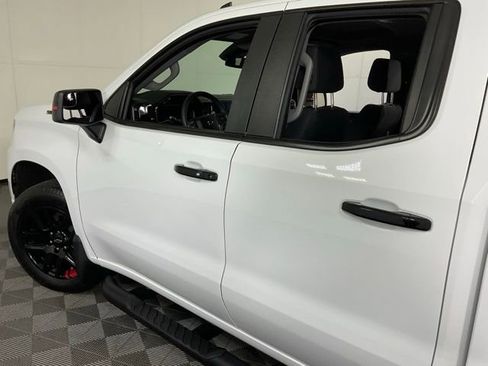 Used 2023 Chevrolet Silverado 1500 RST w/ Redline Edition AWD/4WD image 40