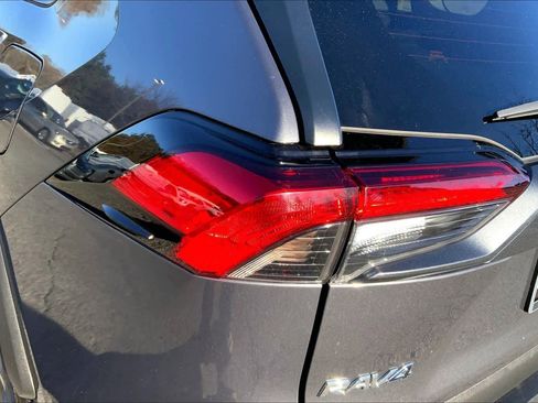 Used 2024 Toyota RAV4 XLE image 26