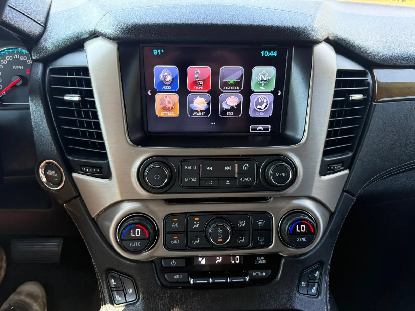 Used 2017 GMC Yukon XL Denali RWD image 40
