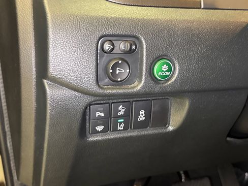 Certified 2022 Honda Passport TrailSport image 22