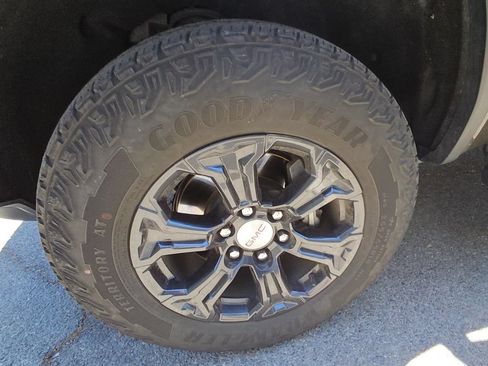 Used 2023 GMC Canyon Elevation w/ Trailering Package RWD image 2