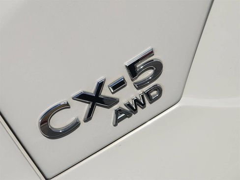 Used 2023 MAZDA CX-5 AWD 2.5 S w/ Select Package image 11