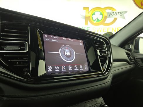 Certified 2024 Dodge Durango SXT image 22