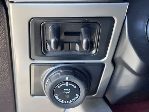 Used 2022 Ford F350 King Ranch w/ King Ranch Ultimate Package image 33